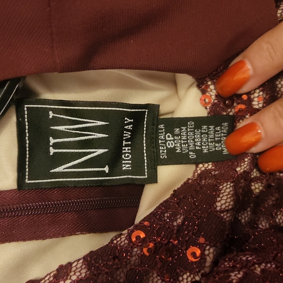 Long Maroon Dress Homecoming/Prom - Picture 6 of 6